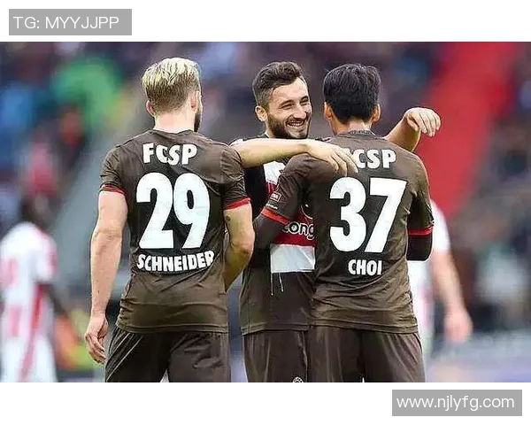 圣保利与桑德豪森2019年对决结果回顾及比分分析